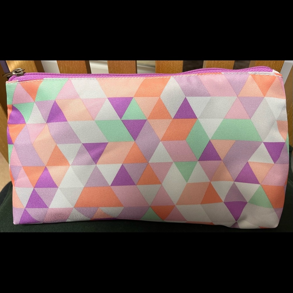 New Clinique bag with sample cosmetics-sealed
